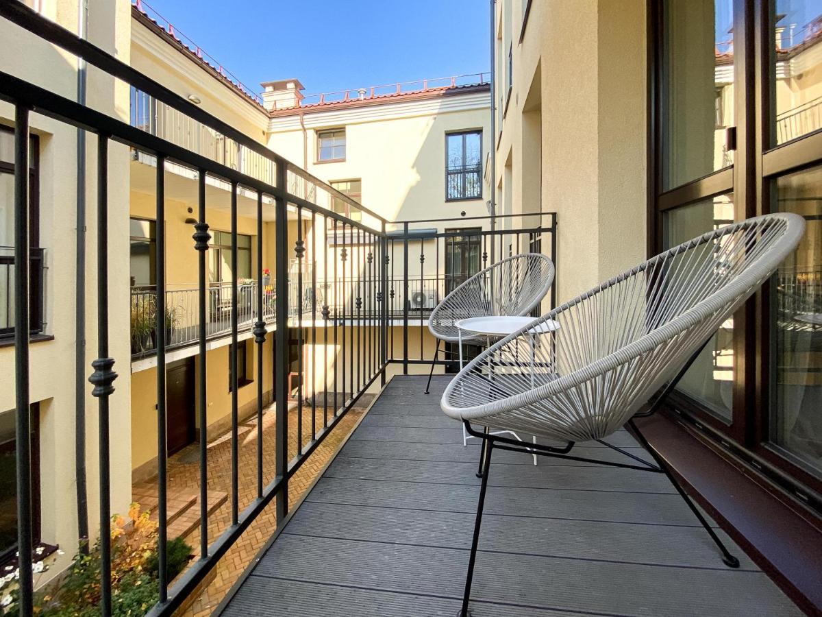 Cohost I Oldtown 60M2 Apt W-Garage Parking, Balcony & Self Check-In VNO Exterior foto
